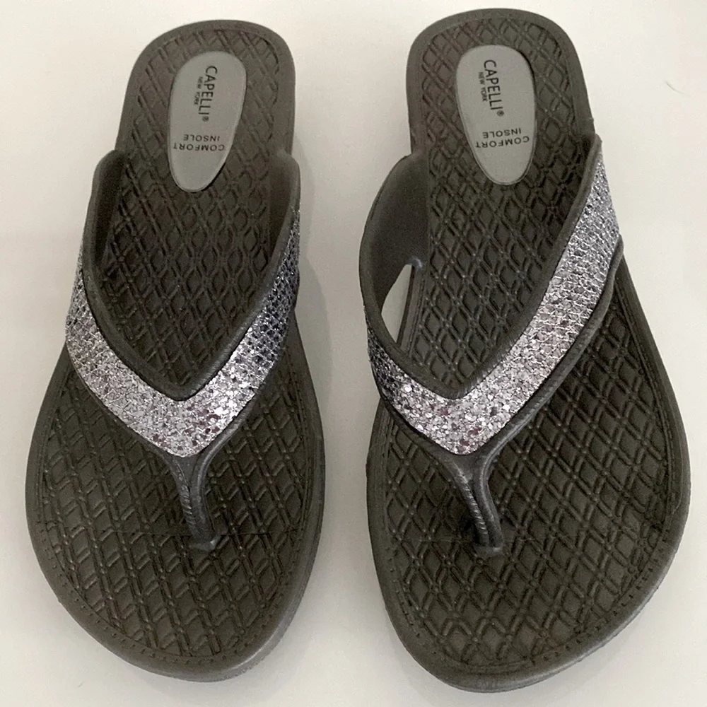 Capelli thong sandals. NWOtags - Picture 5 of 11